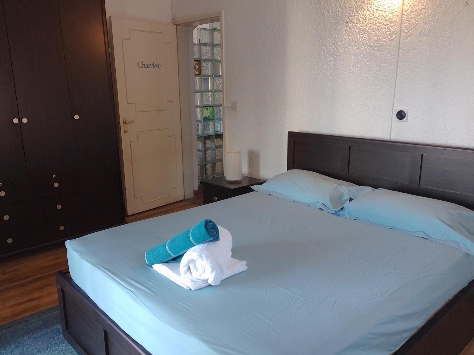 Ji Penthouse Apartment Flic en Flac Luaran gambar